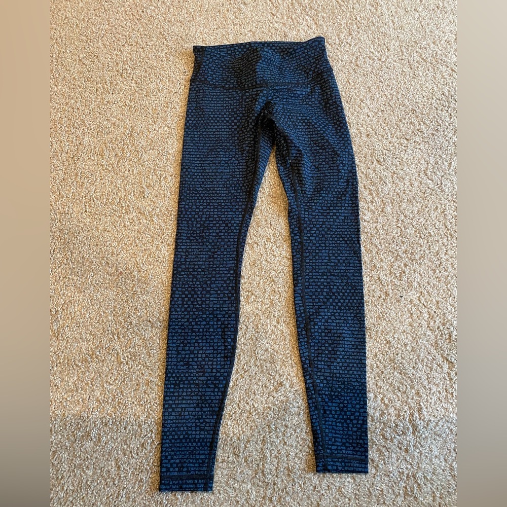 Black/blue Lululemon legging